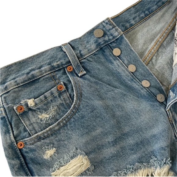 NWT, LEVI'S, 501 HIGH-WAISTED CUTOFF SHORTS - 27 - Picture 7 of 9